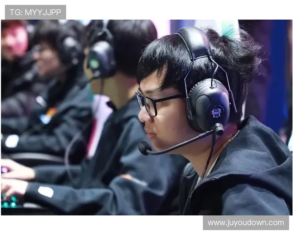 深入分析FPX战队快攻战术的核心理念与实践应用